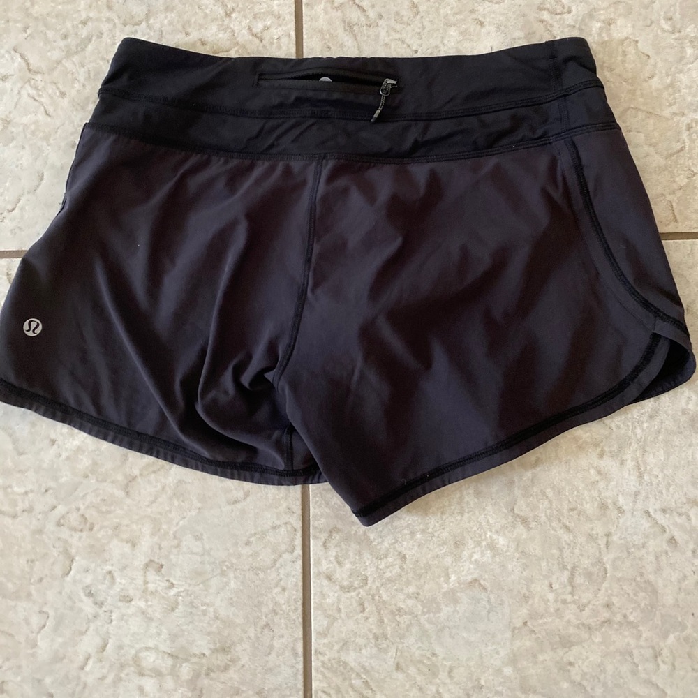Lululemon black shorts